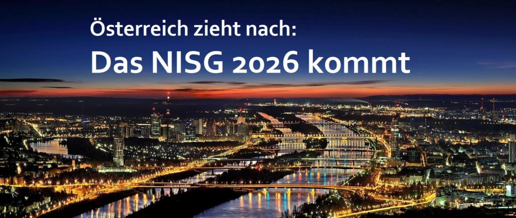 Die Wiener Skyline bei Nacht. Ein schmaler Streifen Rot, vom Sonnenuntergang übrig geblieben, glimmt noch am Horizont. Die Ufern der Wien sind von Laternen erhellt und auch in den Häusern schimmert das Leben. In weißer Schrift steht über den nachtblauen Himmel geschrieben: Österreich zieht nach; das NISG 2026 kommt